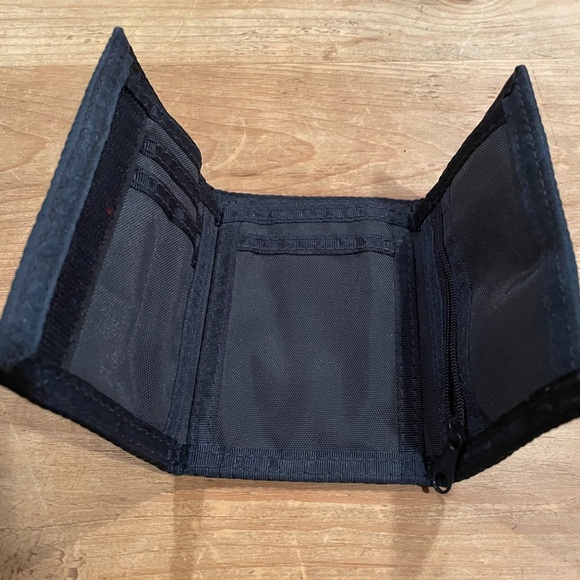 Warner Bros. DC Comics Kids Superman Tri-fold wallet Rare Superhero - Picture 3 of 9